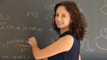 Maria Colombo, ex allieva di matematica, direzione del Laboratorio di Analisi Matematica, Calcolo delle Variazioni ed Equazioni Differenziali alle Derivate Parziali alla École polytechnique fédérale de Lausanne