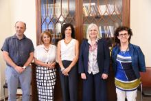 Nella foto da sinistra: Guglielmo Meardi (Scuola Normale Superiore), Anna Loretoni (Scuola Superiore Sant'Anna), Manuela Caiani (Scuola Normale Superiore), Alessandra Petrucci (rettrice Università di Firenze), Ersilia Menesini (prorettrice alla didattica Unifi)