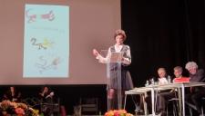 Elisa Donzelli durante la cerimonia del Premio Letterario Città di Legnano (foto LegnanoNews)