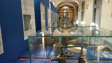 La sala con le strumentazioni scientifiche dell'epoca in cui Fermi fu studente a Pisa