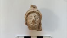 Resto di statuetta fittile raffigurante la dea Atena, ritrovato nel Tempio D dall'equipe del Laboratorio SAET